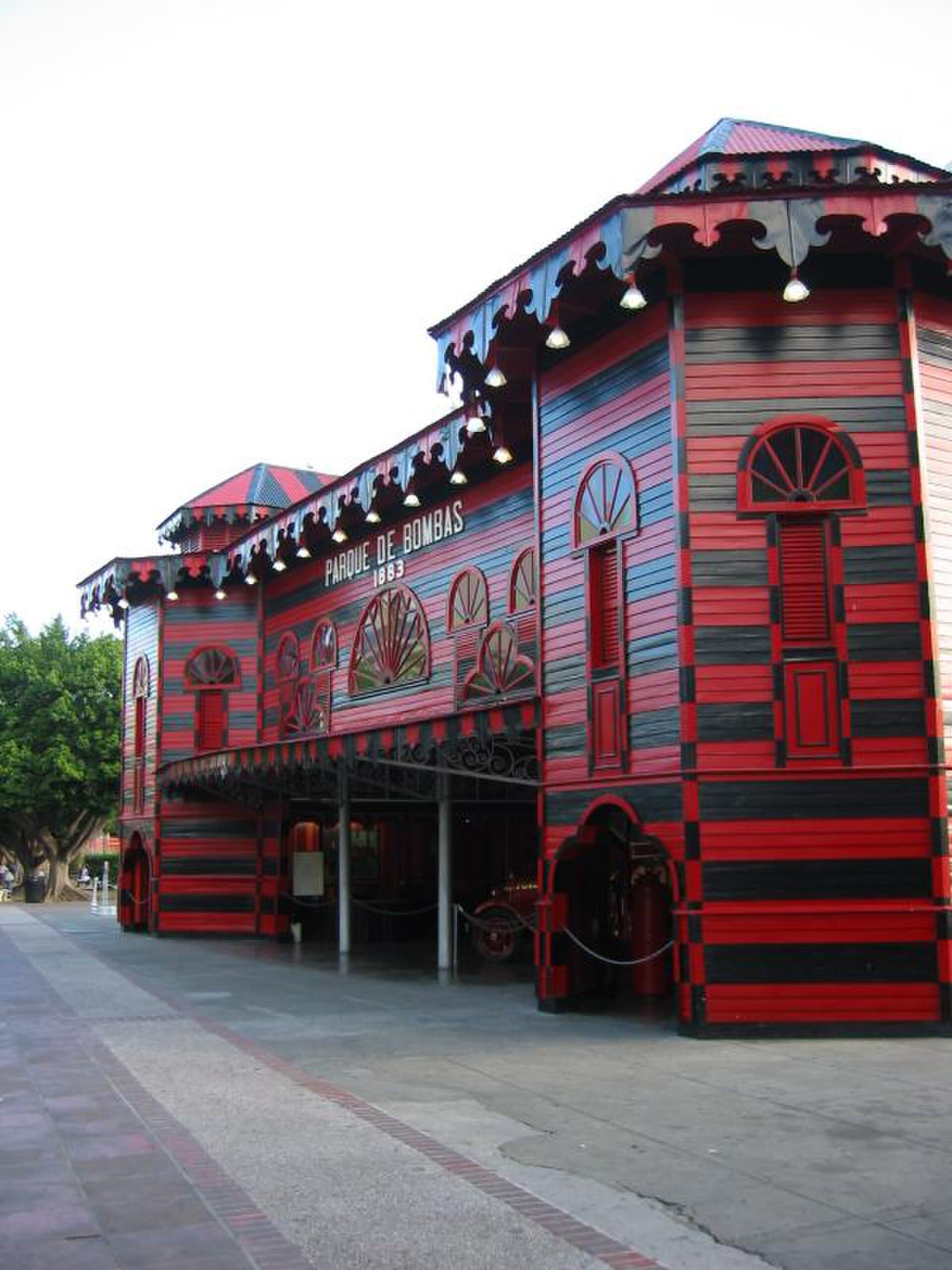 Parque de Bombas, Ponce