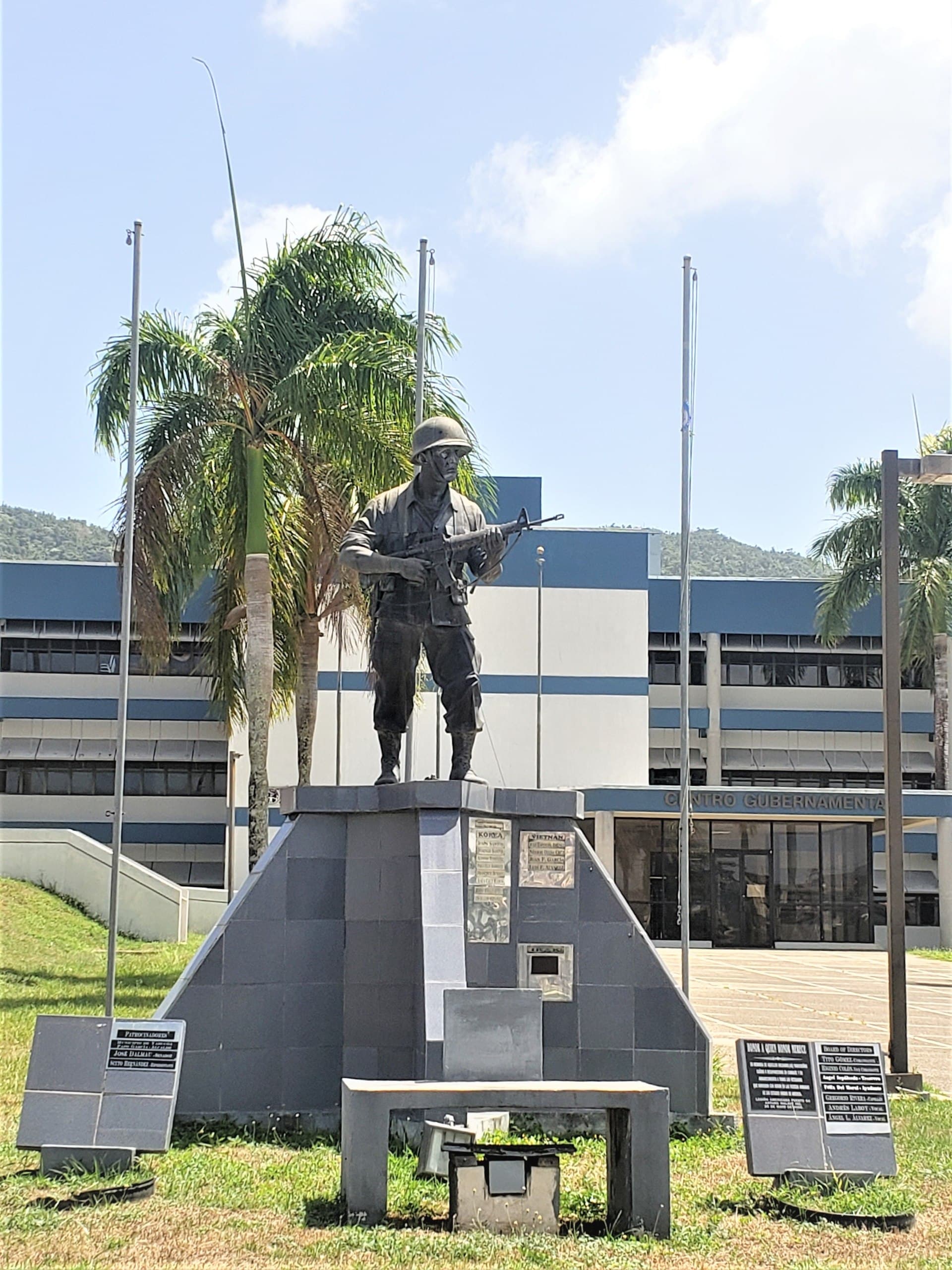 Puerto Rican soldier statue in Yabucoa